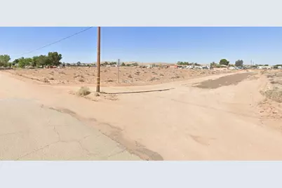 36700 Valley Wells Road, Hinkley, CA 92347 - Photo 1