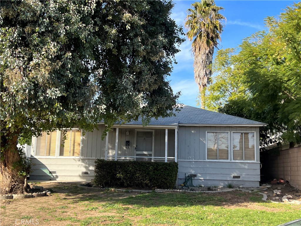 17719 Kingsbury St, Granada Hills, CA 91344 MLS SR23026400 Coldwell