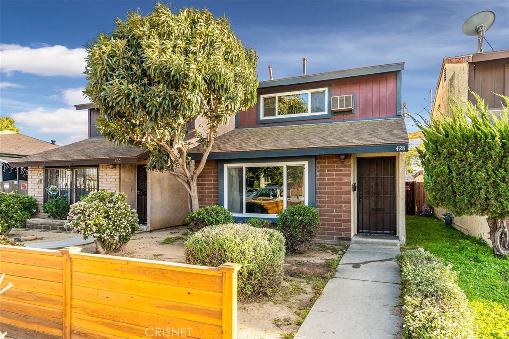 428 E 60th St, Long Beach, CA 90805 MLS SR23031908 Coldwell Banker