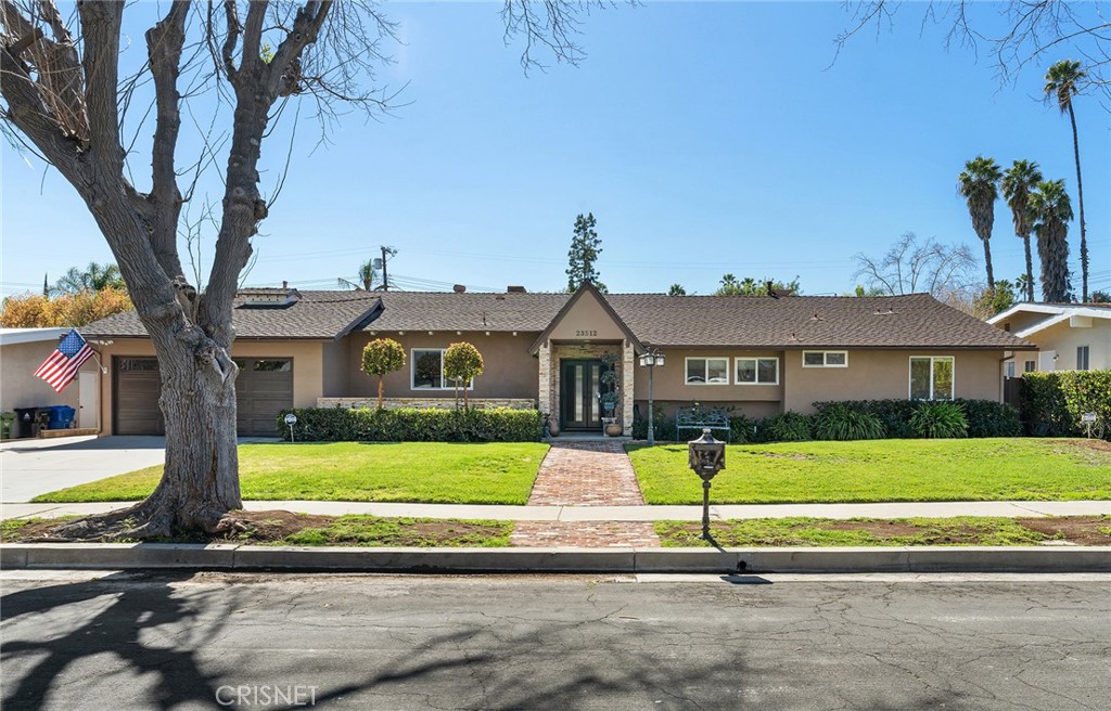 23512 Clarendon St, Woodland Hills, CA 91367 MLS SR23041949