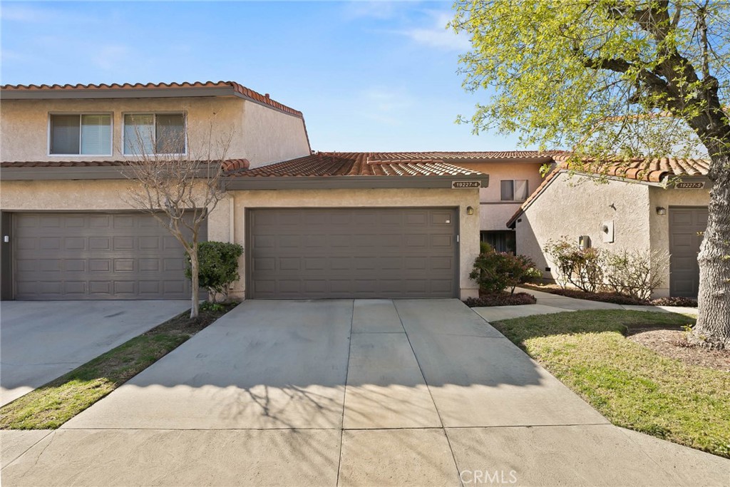 19227 Index St 4, Porter Ranch, CA 91326 MLS SR23049213 Coldwell