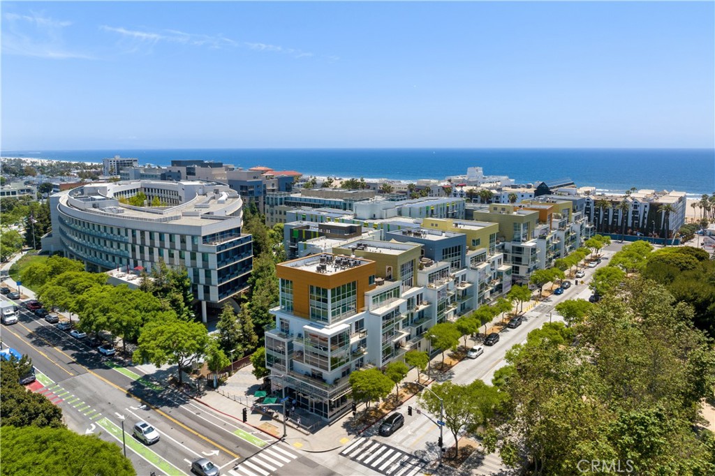 1705 Ocean Ave 101, Santa Monica, CA 90401 MLS SR23110529 Coldwell