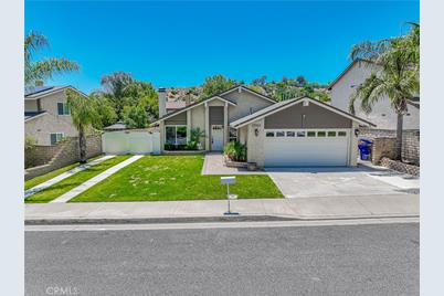 27933 Caraway Lane, Saugus, CA 91350 - Photo 1