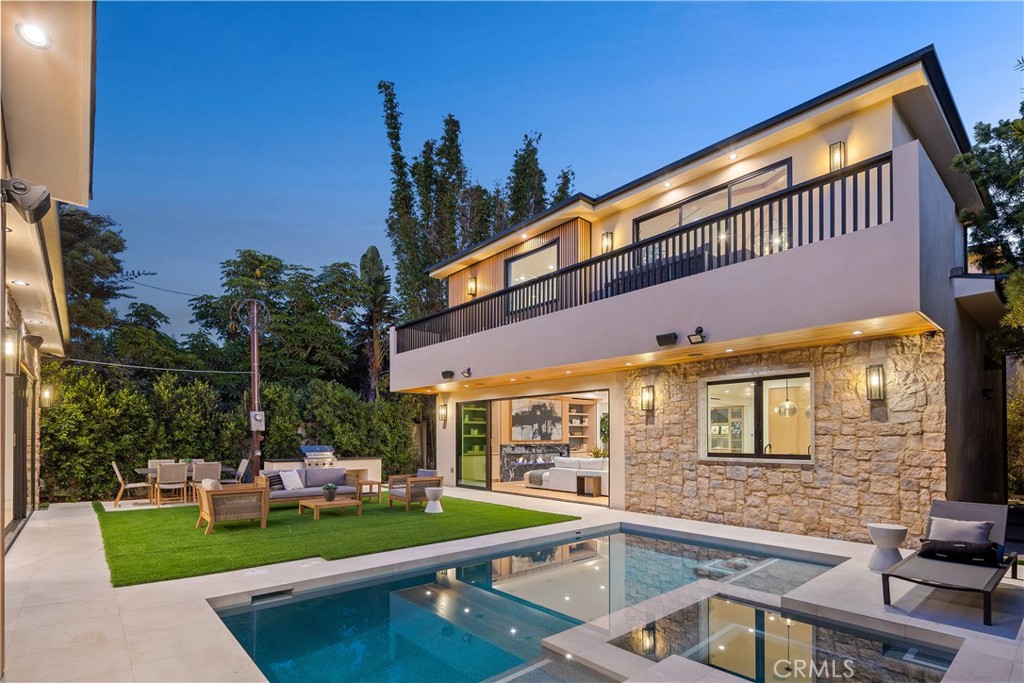 11845 Pacific Ave, Los Angeles, CA 90066 - MLS SR24191082 - Coldwell Banker