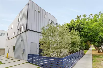 10916 Hesby Street, North Hollywood, CA 91601 - Photo 1