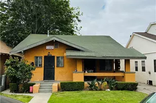 134 W 60th St, Los Angeles, CA 90003 - Photo 1