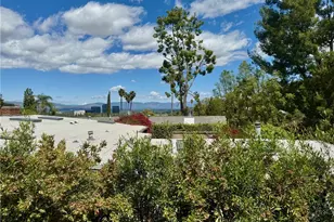 22385 MacFarlane Dr, Woodland Hills, CA 91364 - Photo 1