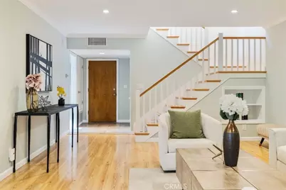 10620 Landale Street #3, Toluca Lake, CA 91602 - Photo 1