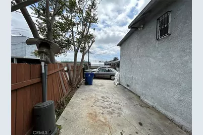 1260 E 49th Street, Los Angeles, CA 90011 - Photo 1