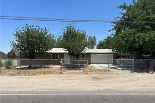 10557 E Avenue S, Littlerock, CA 93543 - Photo 1