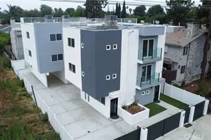 6845 N Haskell Ave, Lake Balboa, CA 91406 - Photo 1