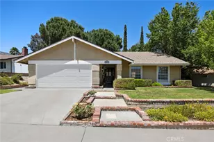 30314 Honeysuckle Hill Dr, Canyon Country, CA 91387 - Photo 1