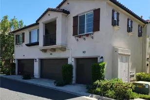 19512 Laroda Ln, Saugus, CA 91350 - Photo 1