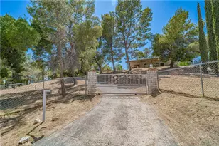 33511 Agua Dulce Canyon Rd, Agua Dulce, CA 91390 - Photo 1
