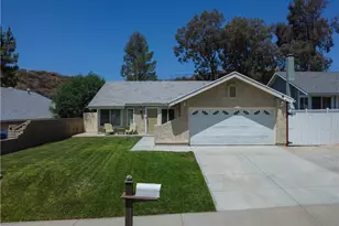 27763 Sequoia Glen Dr, Valencia, CA 91354 - Photo 1