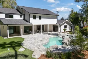 19532 Wells Dr, Tarzana, CA 91356 - Photo 1