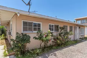 18713 Vanowen St, Reseda, CA 91335 - Photo 1