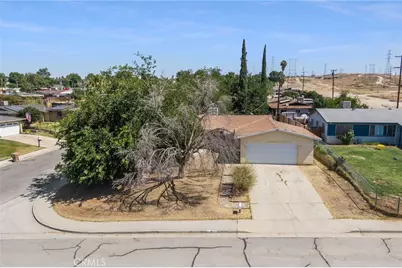 7100 Sunnyridge Avenue, Bakersfield, CA 93306 - Photo 1
