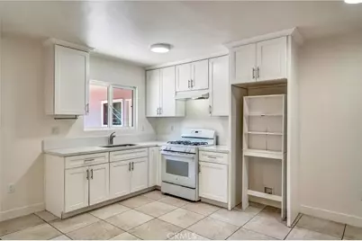 6735 Elmer Avenue #8, North Hollywood, CA 91606 - Photo 1
