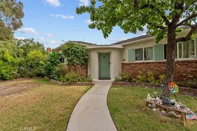 924 N Niagara Street, Burbank, CA 91505 - Photo 1