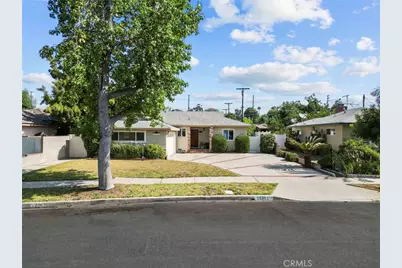 15301 Kingsbury Street, Mission Hills (San Fernando), CA 91345 - Photo 1