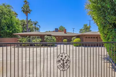 6255 Matilija Avenue, Los Angeles, CA 91401 - Photo 1