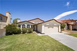 43906 Broadwater Ave, Lancaster, CA 93535 - Photo 1