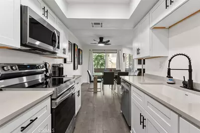 18408 Hatteras Street #49, Tarzana, CA 91356 - Photo 1