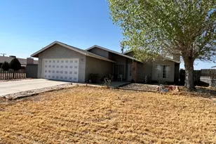 7512 Xavier Ave, California City, CA 93505 - Photo 1