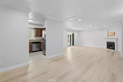 550 E Santa Anita Avenue #203, Burbank, CA 91501 - Photo 1