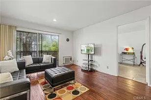 525 S Ardmore Ave, Los Angeles, CA 90020 - Photo 1