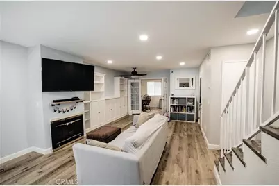 9140 Burnet Avenue #3, North Hills, CA 91343 - Photo 1