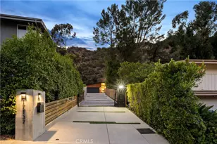 17137 Escalon Dr, Encino, CA 91436 - Photo 1