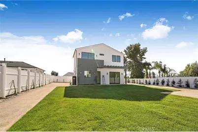 13457 Bradley Avenue, Sylmar, CA 91342 - Photo 1