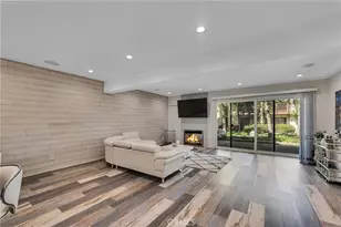 21551 Burbank Blvd, Woodland Hills, CA 91367 - Photo 1