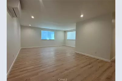 5724 Noble Avenue, Van Nuys, CA 91411 - Photo 1