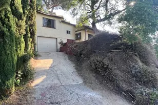 1004 La Rambla Dr, Burbank, CA 91501 - Photo 1