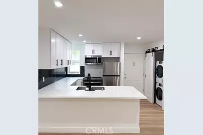 17000 Burbank Boulevard #204, Encino, CA 91316 - Photo 1