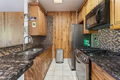 13903 Sherman Way #14, Van Nuys, CA 91405 - Photo 1