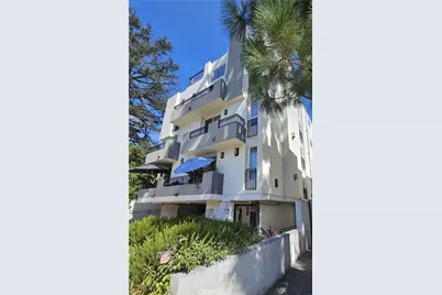 4374 Troost Avenue #102, Studio City, CA 91604 - Photo 1