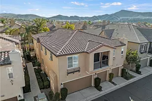 28454 Santa Rosa Ln, Saugus, CA 91350 - Photo 1