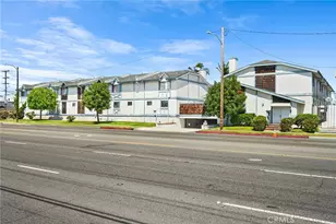 4229 W Rosecrans Ave, Hawthorne, CA 90250 - Photo 1