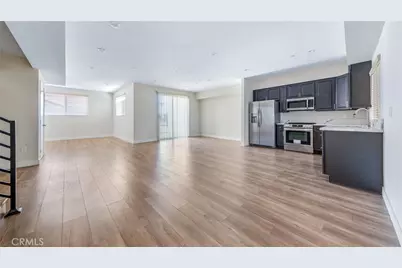 17154 Chatsworth Street #3, Granada Hills, CA 91344 - Photo 1