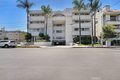 5219 Newcastle Avenue #302, Encino, CA 91316 - Photo 1