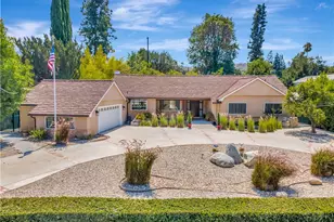 4532 Del Moreno Dr, Woodland Hills, CA 91364 - Photo 1