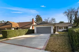 23344 Cedartown St, Newhall, CA 91321 - Photo 1