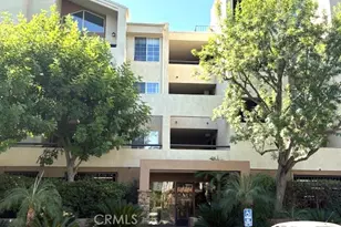 5525 Canoga Ave, Woodland Hills, CA 91367 - Photo 1