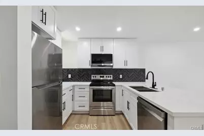 17000 Burbank Boulevard #215, Encino, CA 91316 - Photo 1