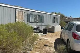 11878 Pacific Rd, Phelan, CA 92371 - Photo 1