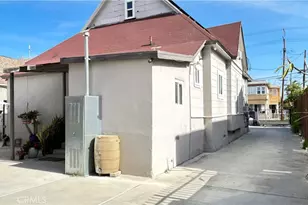 120 E 31st St, Los Angeles, CA 90011 - Photo 1